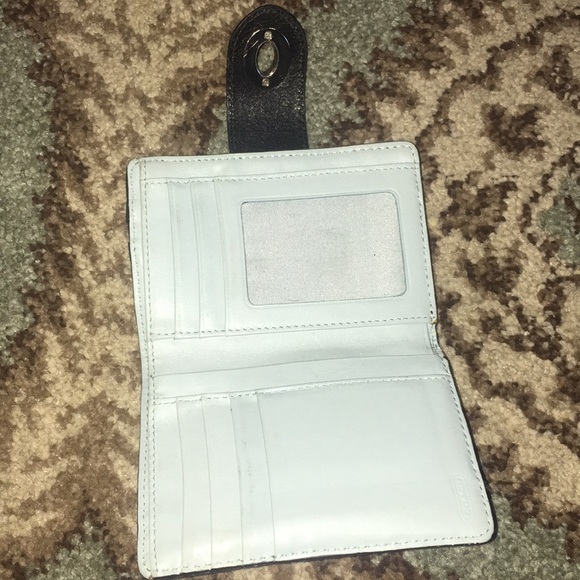 A Coach wallet - Picture 3 of 3